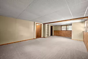 558 Barbary Ln, Woodstock, IL 60098 - Photo 19