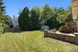 558 Barbary Ln, Woodstock, IL 60098 - Photo 23