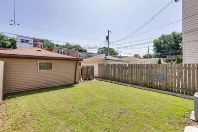 5653 N Talman Avenue, Chicago, IL 60659 - Photo 5