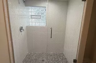 5653 N Talman Ave, Chicago, IL 60659 - Photo 49