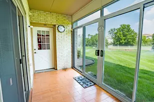 6420 Pine Trail Ln, Tinley Park, IL 60477 - Photo 7