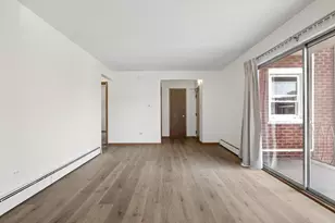 4750 W 101st St, Oak Lawn, IL 60453 - Photo 3