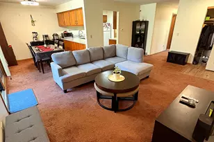 940 Jefferson Ave, Elgin, IL 60120 - Photo 1