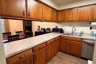 940 Jefferson Ave, Elgin, IL 60120 - Photo 11