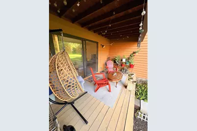 940 Jefferson Avenue #B, Elgin, IL 60120 - Photo 7