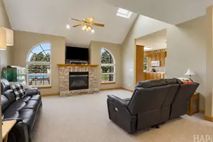 5515 Amber Way, McHenry, IL 60051 - Photo 9