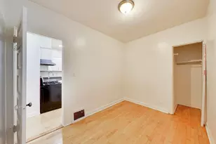 3307 N Oakley Ave, Chicago, IL 60618 - Photo 23
