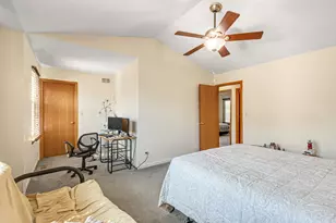 1898 McRae Ln, Mundelein, IL 60060 - Photo 17