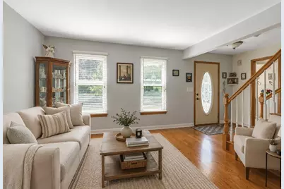 1898 McRae Lane, Mundelein, IL 60060 - Photo 3