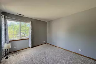 2781 Odlum Dr, Schaumburg, IL 60194 - Photo 11