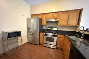 2781 Odlum Dr, Schaumburg, IL 60194 - Photo 7