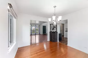 1237 E Greystone Dr, Round Lake Beach, IL 60073 - Photo 13