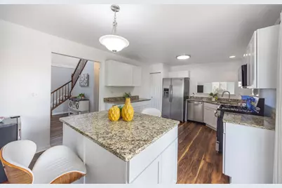 1237 E Greystone Drive, Round Lake Beach, IL 60073 - Photo 5