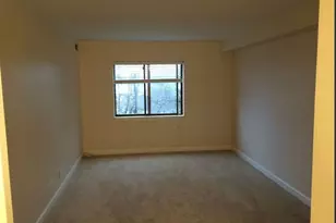 6340 Americana Dr, Willowbrook, IL 60527 - Photo 9