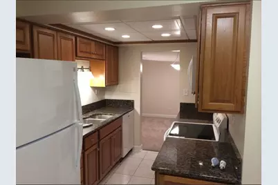 6340 Americana Drive #620, Willowbrook, IL 60527 - Photo 5