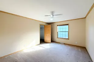 1013 Redbud Rd, Manteno, IL 60950 - Photo 27