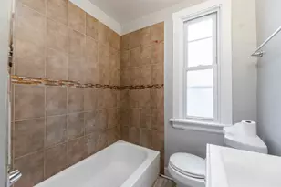 8632 S Escanaba Ave, Chicago, IL 60617 - Photo 11