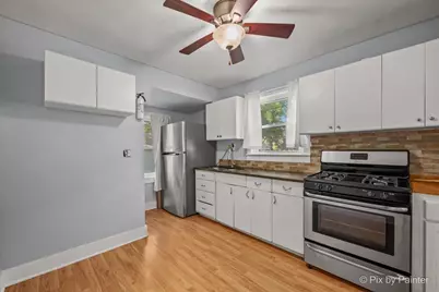 645 Slade Avenue, Elgin, IL 60120 - Photo 15