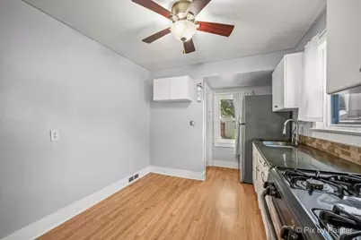 645 Slade Avenue, Elgin, IL 60120 - Photo 17