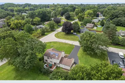 11N583 Howard Avenue, Elgin, IL 60124 - Photo 3