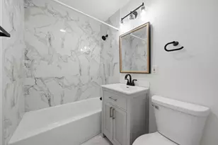 207 Caddy Ave, Carpentersville, IL 60110 - Photo 15