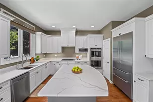 2064 Valor Ct, Glenview, IL 60026 - Photo 7