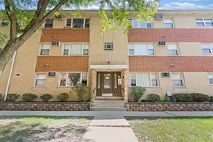 32 Elgin Ave, Forest Park, IL 60130 - Photo 1