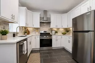 353 E 119th Pl, Chicago, IL 60628 - Photo 11