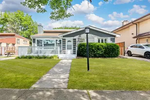 4024 W 106th St, Oak Lawn, IL 60453 - Photo 1