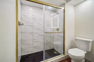 1840 Huntington Blvd, Hoffman Estates, IL 60169 - Photo 17