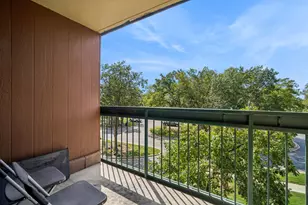 1840 Huntington Blvd, Hoffman Estates, IL 60169 - Photo 15