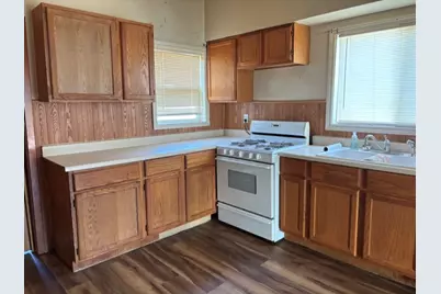 512 S Shabbona Street, Streator, IL 61364 - Photo 3