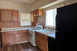 512 S Shabbona St, Streator, IL 61364 - Photo 5