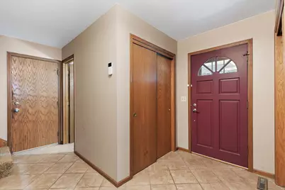 5848 Weymouth Drive, Rockford, IL 61114 - Photo 3