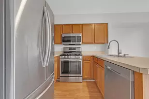 34323 N Goldenrod Rd, Round Lake, IL 60073 - Photo 9