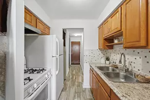 7650 W Altgeld St, Elmwood Park, IL 60707 - Photo 7
