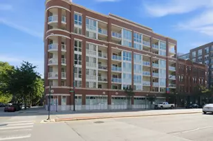 1552 N North Park Avenue, Chicago, IL 60610 - Photo 1