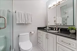 440 N McClurg Ct, Chicago, IL 60611 - Photo 25