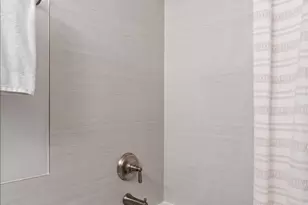 440 N McClurg Ct, Chicago, IL 60611 - Photo 29
