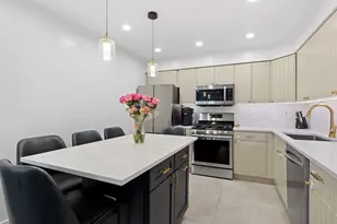 6800 N California Ave, Chicago, IL 60645 - Photo 7