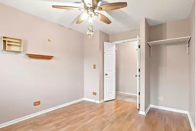 556 Park View Terrace #17-5, Buffalo Grove, IL 60089 - Photo 15