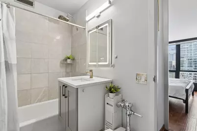 900 N Lake Shore Drive #2308, Chicago, IL 60611 - Photo 17