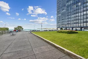 900 N Lake Shore Dr, Chicago, IL 60611 - Photo 21