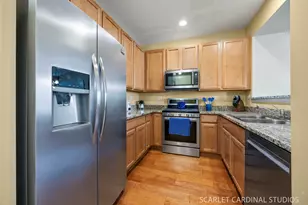 2620 Providence Ave, Aurora, IL 60503 - Photo 5