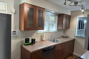 8953 Central Park Ave, Evanston, IL 60203 - Photo 9