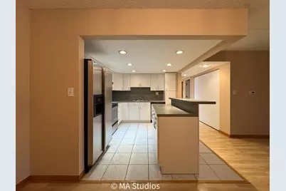 475 Plum Creek Drive #107, Wheeling, IL 60090 - Photo 17