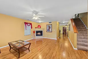 7816 S Woodlawn St, Chicago, IL 60619 - Photo 5