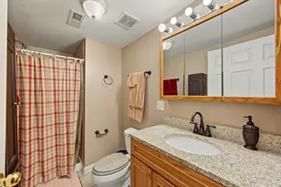 7816 S Woodlawn St, Chicago, IL 60619 - Photo 11