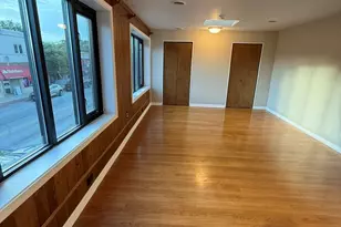 33 N Cass Ave, Westmont, IL 60559 - Photo 5