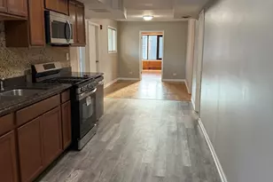 33 N Cass Ave, Westmont, IL 60559 - Photo 3
